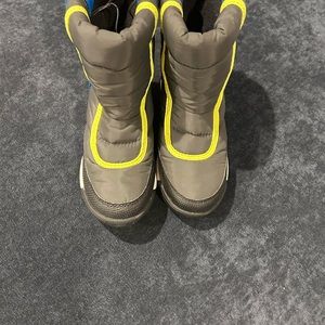 Sorel Kids Boots - Gray and Yellow